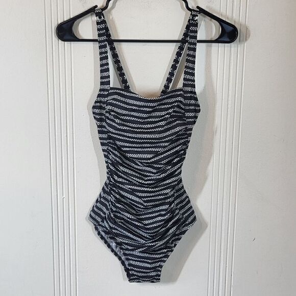 L.L.Bean One Piece Swimsuit - Picture 2 of 5